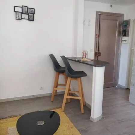 La Perle Du Lachaise Apartment *